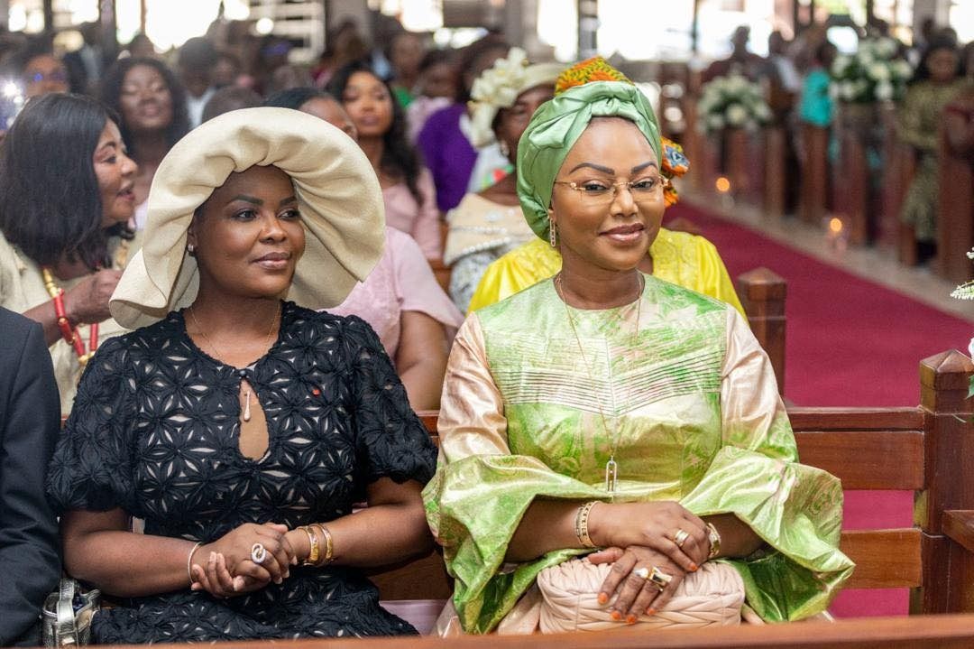 mariage de l humoriste joel