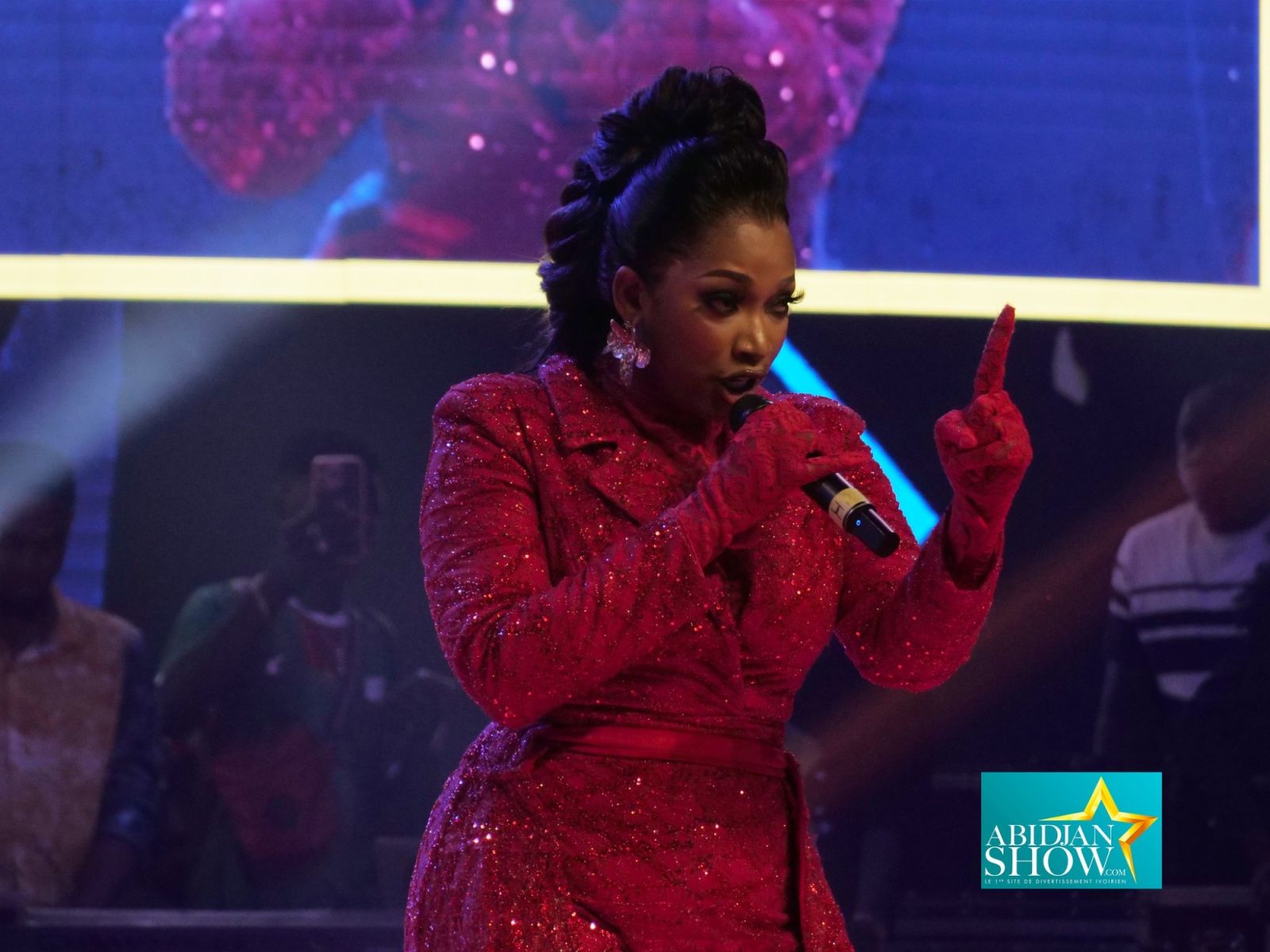 concert    renaissance acte 2       djelykaba bintou  salle anoumabo  concert    renaissance acte 2       djelykaba bintou  salle anoumabo