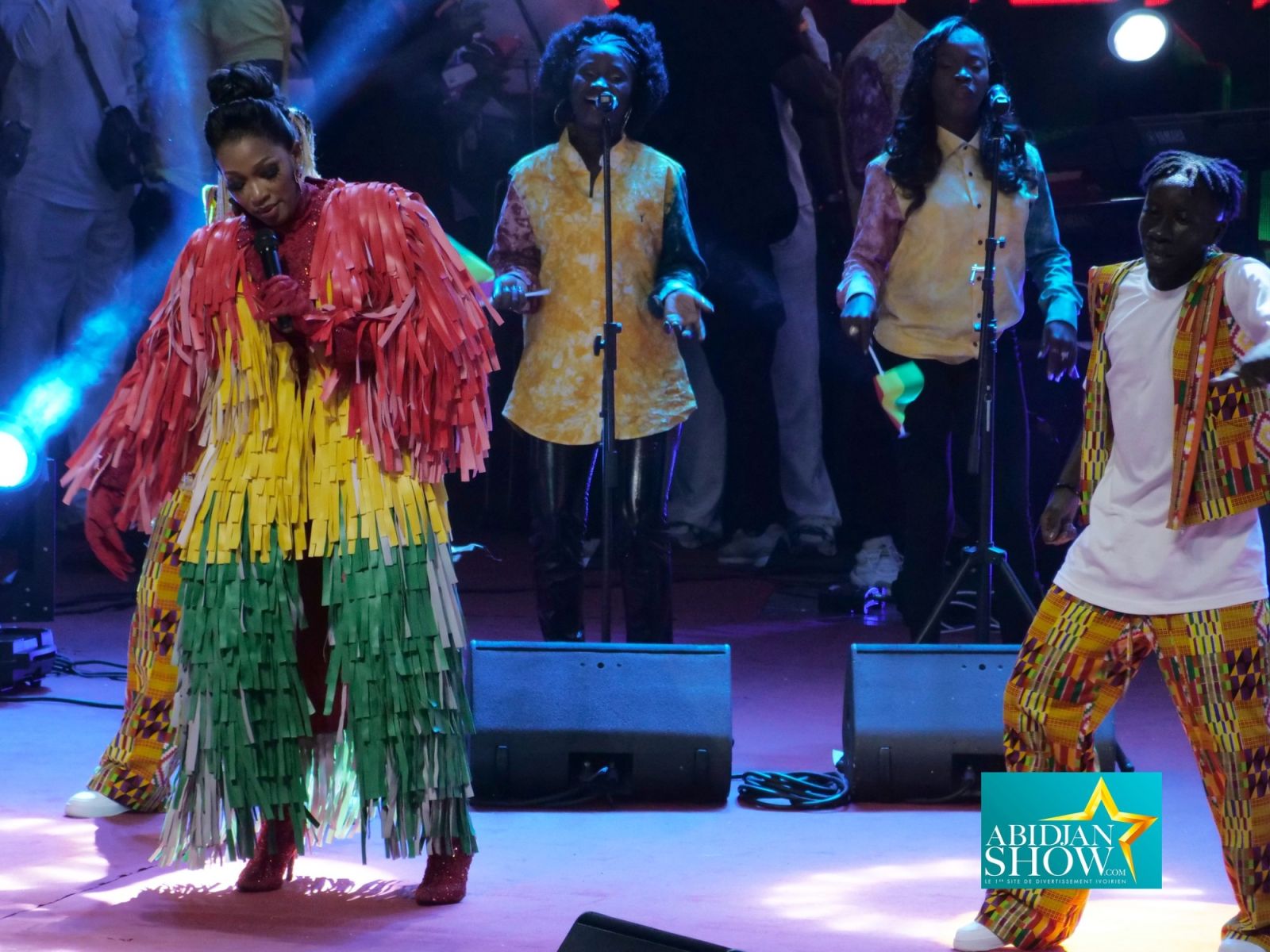 concert    renaissance acte 2       djelykaba bintou  salle anoumabo  concert    renaissance acte 2       djelykaba bintou  salle anoumabo