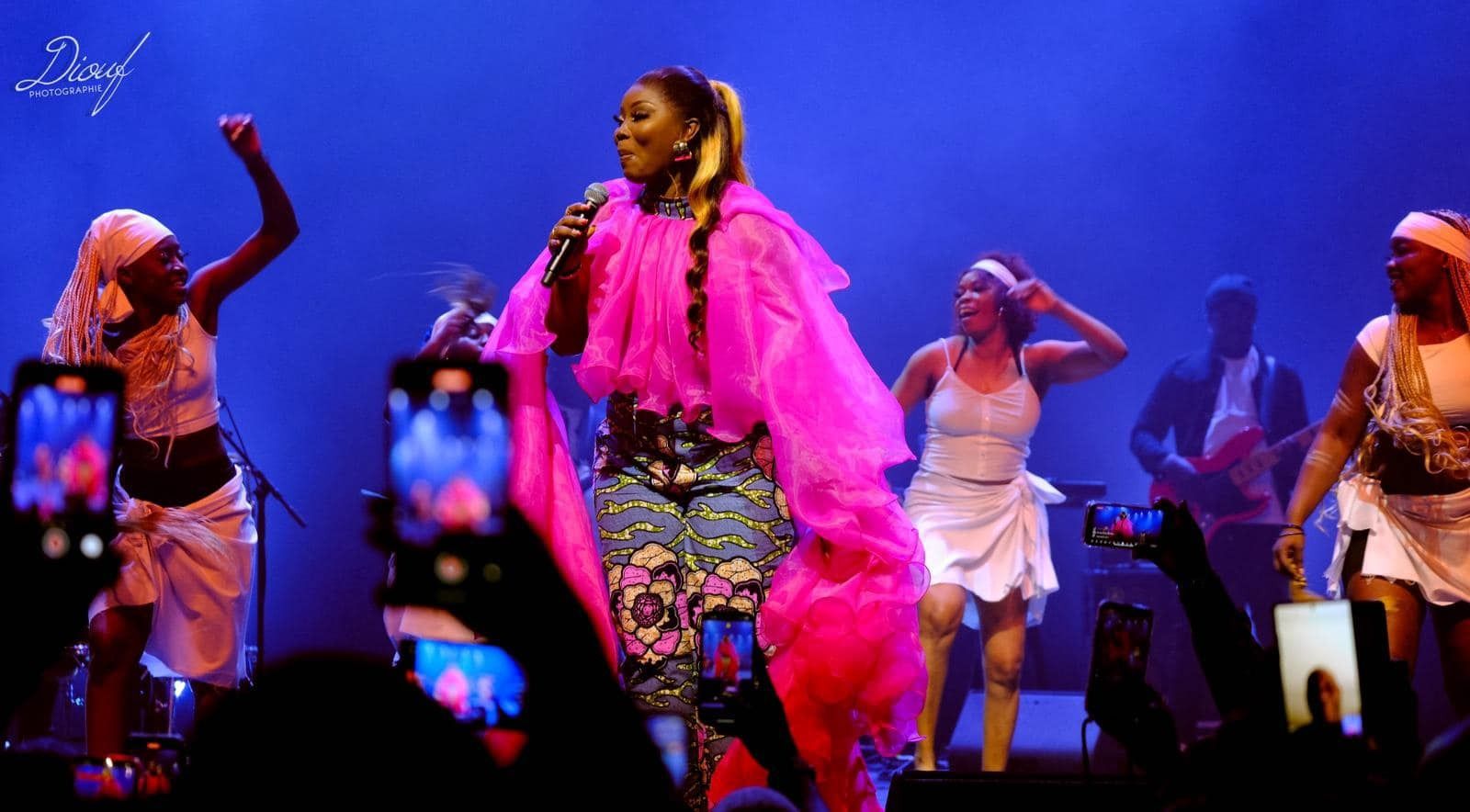 roseline layo au casino de paris
